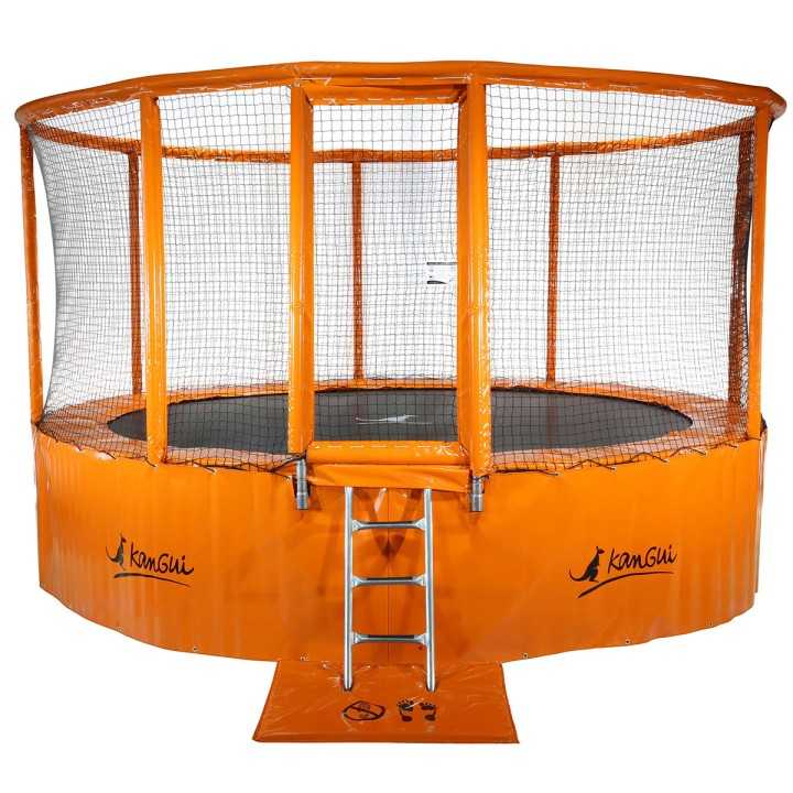 Grand trampoline extérieur pour usage collectif et intensif