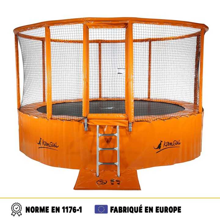 Grand trampoline extérieur pour usage collectif et intensif